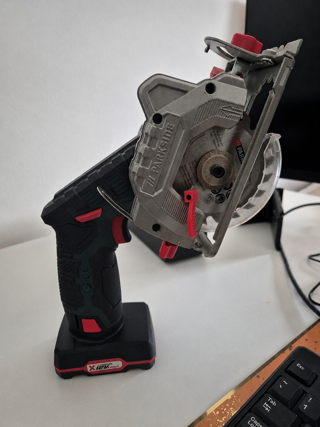 Parkside X12V Accu Cirkelzaag - Compact en Krachtig, Minder dan 30 mm, Cirkelzaag, Ophalen of Verzenden, Minder dan 600 watt