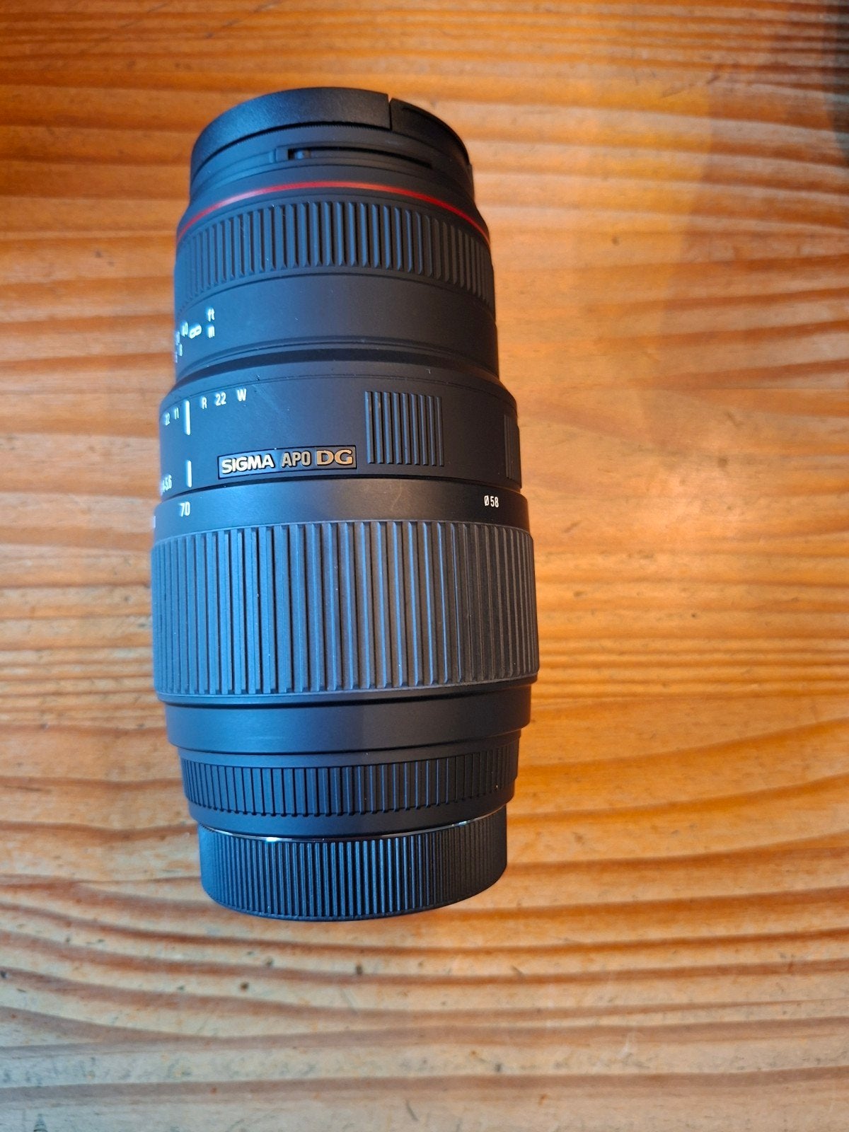 Sigma APO DG 70-300mm 1:4-5.6 Telelens met zonnekap, Gebruikt, Sigma, Overige vattingen, Beschermhoes/tas