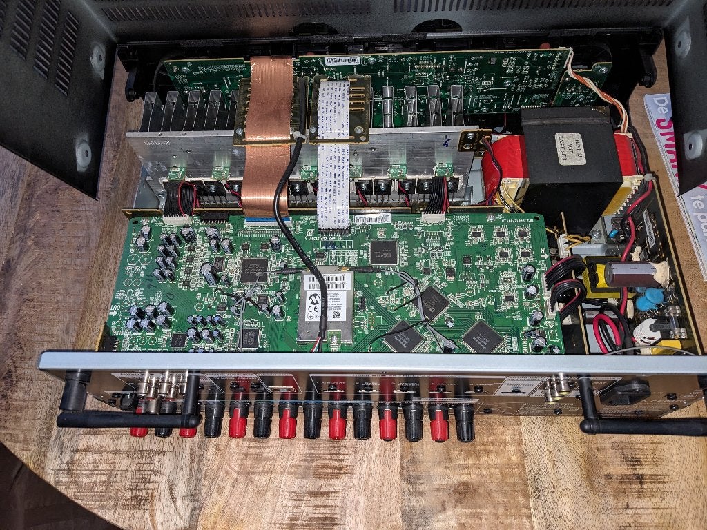 Foto 9 van Denon AVR-X1200W receiver defect, compleet in doos