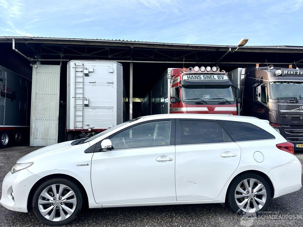 Toyota Auris Touring Sports 1.8 Hybrid aut 123pk L.Pro Exe -, Automaat, Toyota-Allee 2 ,50858, Köln, Deutschland, Wit, Stationwagon