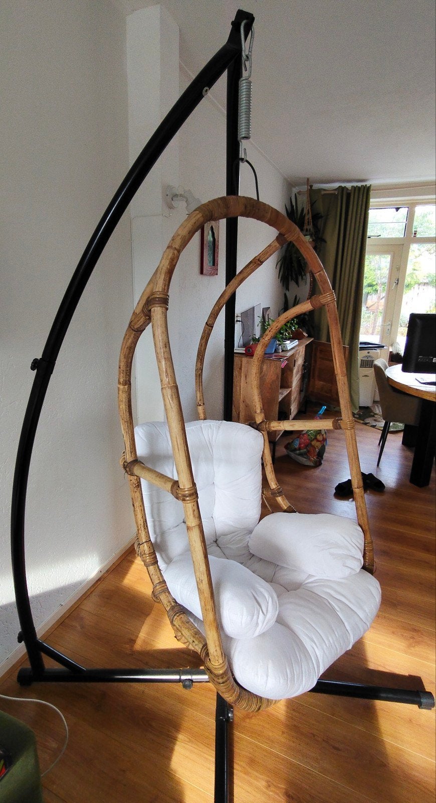 Comfortabele bamboe hangstoel met standaard, Huis en Inrichting, Stoelen, Ophalen, Gebruikt, Overige kleuren, Stof