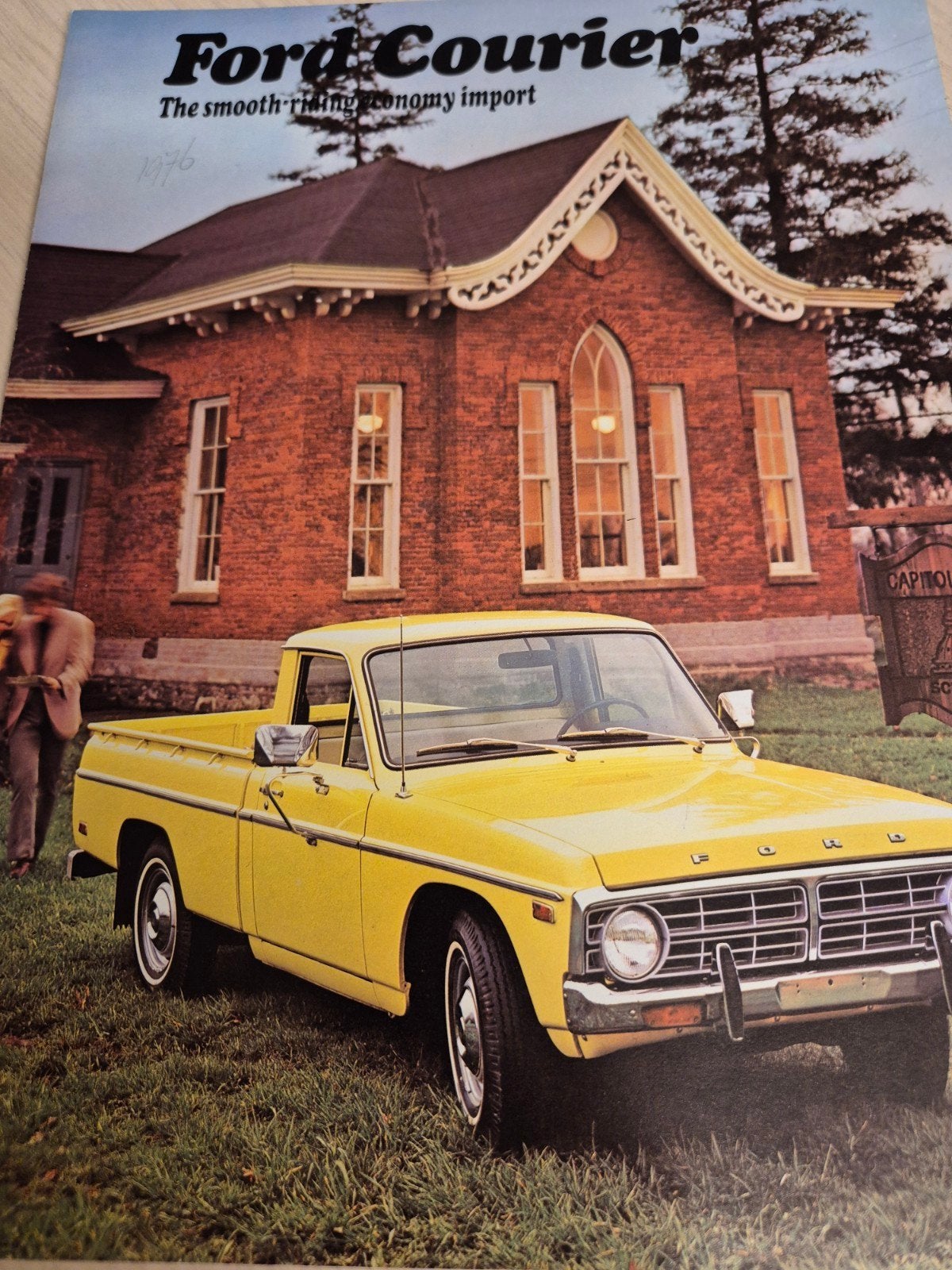 1975 Ford Courier pick-up folder als nieuw model Mazda pick-, Ophalen of Verzenden, Zo goed als nieuw, Ford