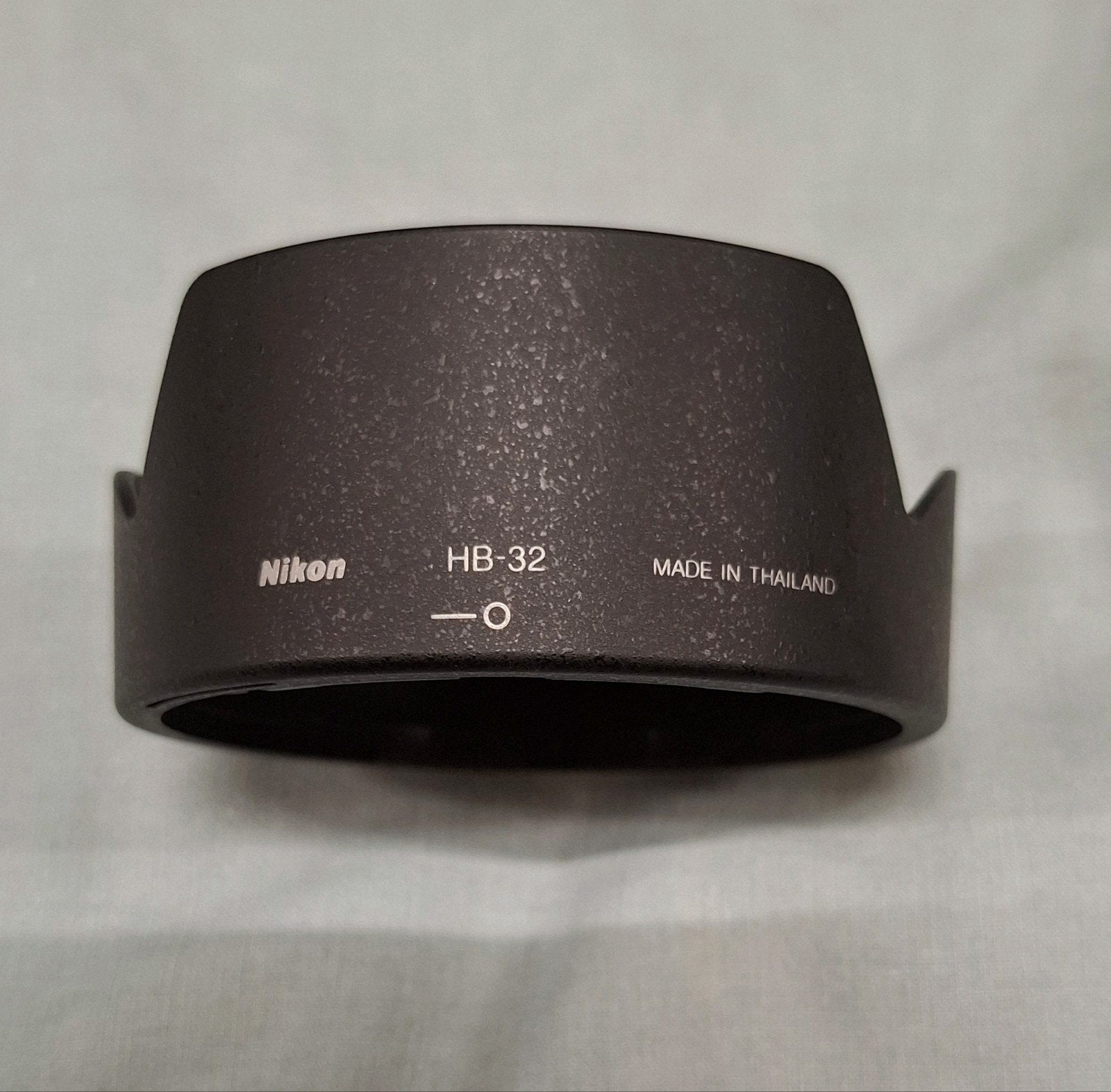 Nikon HB-32 zonnekap, Nikon, Ophalen of Verzenden, Zo goed als nieuw, Zonnekap