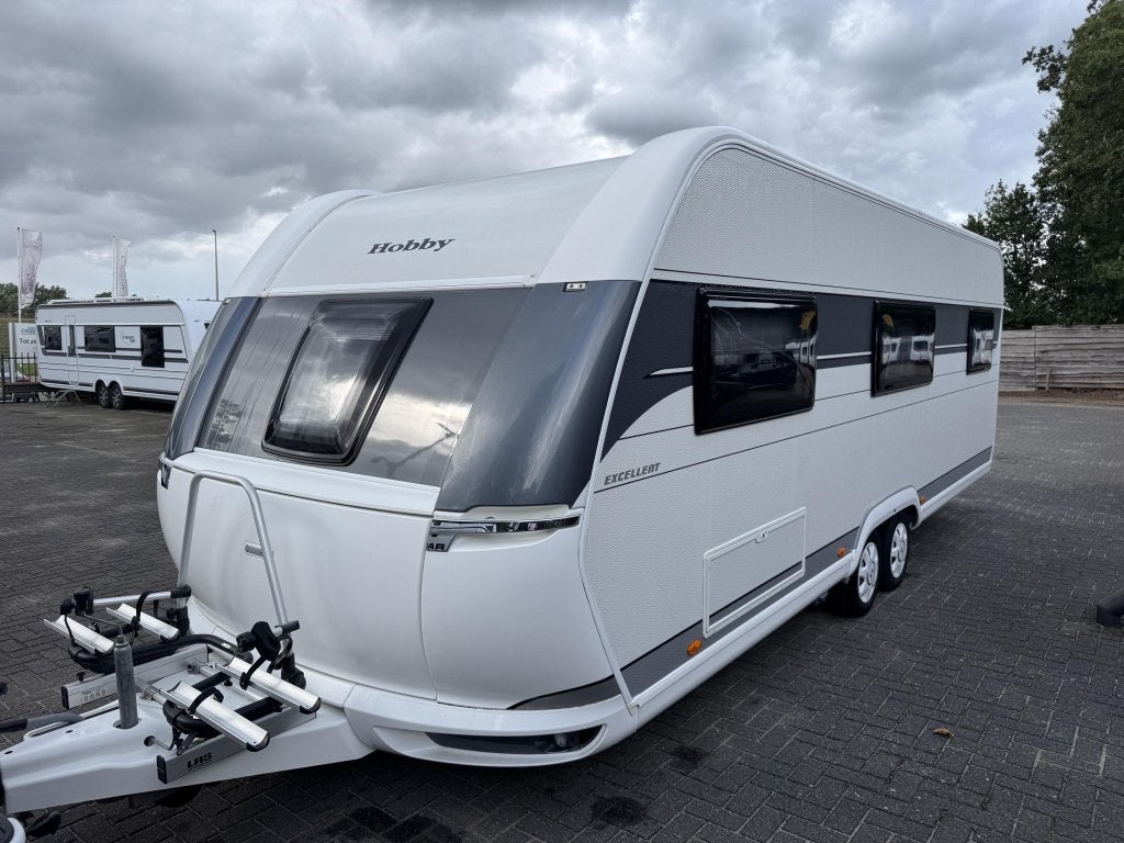 Hobby Excellent 650 UMFe 2021 | Mover | Voortent, Hobby, Bedrijf, Treinzit, Schokbreker