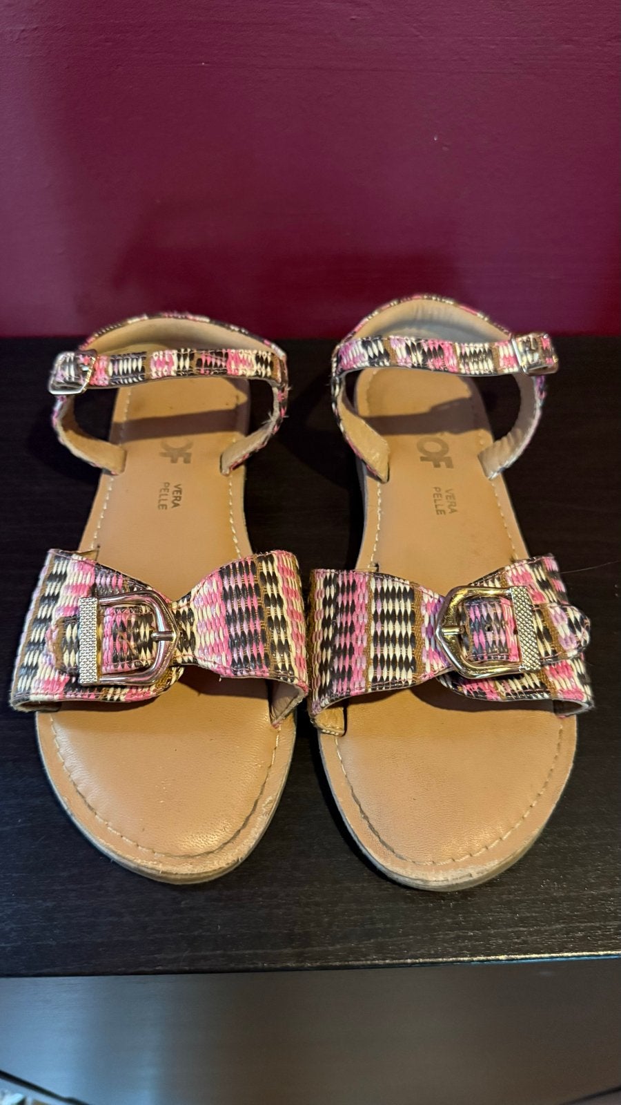 Leuke roze/zwarte sandalen met gesp, maat 35, Kinderen en Baby's, Gebruikt, Meisje, Overige typen, Ophalen of Verzenden