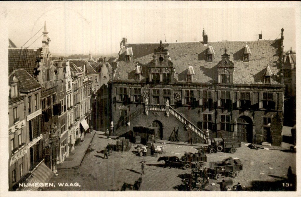 Nijmegen - Waag - Marktplein, Ophalen of Verzenden, 1940 tot 1960, Gelopen, Gelderland