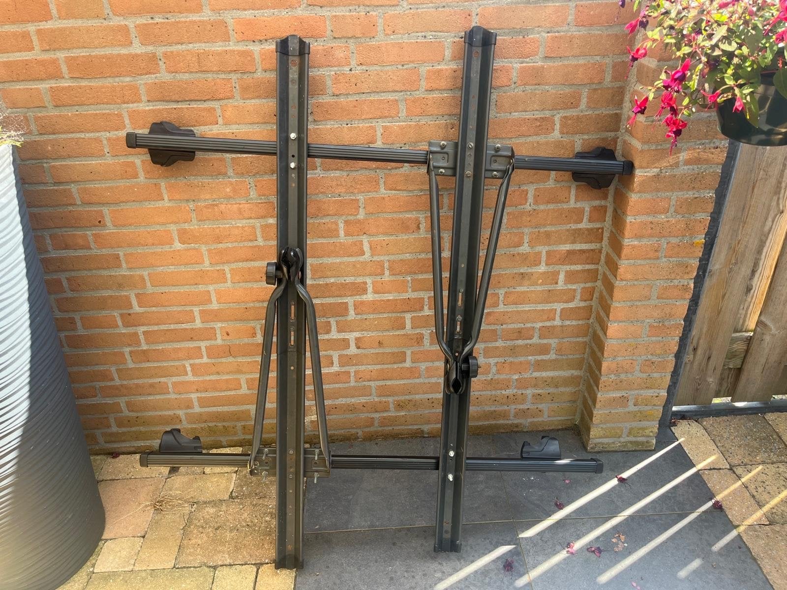 Thule dakdragers en fietsendragers, Auto diversen, Ophalen of Verzenden, Zo goed als nieuw