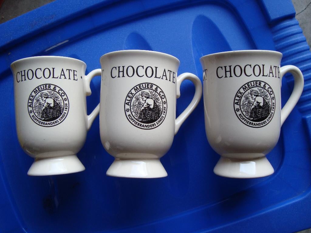 3 mokken, Nieuw, Ophalen of Verzenden, Wedgwood, Kop(pen) en/of Schotel(s)