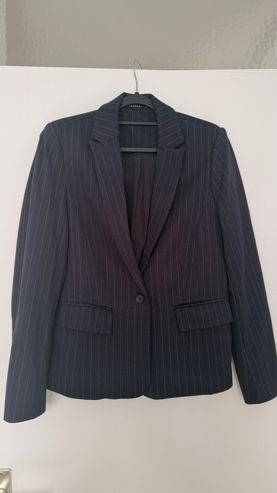 Donkerblauw gestreepte blazer, maat M, Maat 38/40 (M), Blauw, Ophalen of Verzenden, Jasje