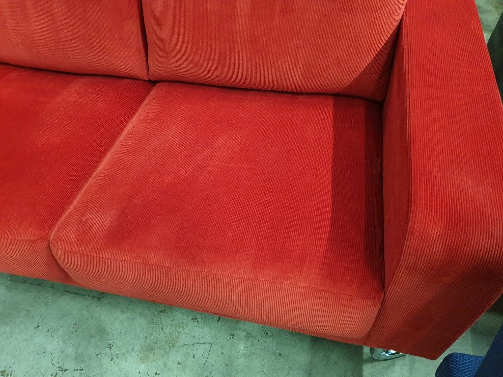 Gispen AD bank 2.5 zits Manchester rood gebruikt exemplaar, Ophalen, Gebruikt, Tweepersoons, 75 tot 100 cm