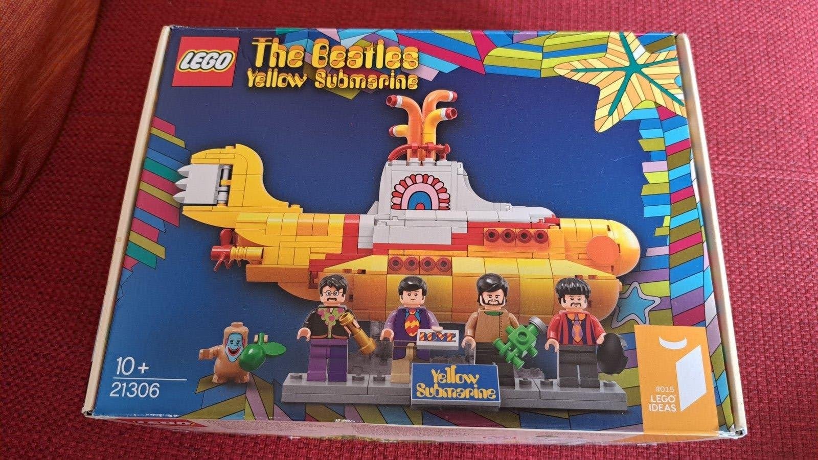 Beatles lego Ideas 21306 Yellow Submarine, Ophalen of Verzenden, Zo goed als nieuw