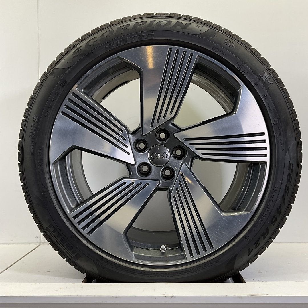 AUDI Q7 SQ7 ETRON Q8 ETRON SET VELGEN + WINTERBANDEN 21INCH, Auto-onderdelen, Gebruikt, -, 265 mm, -