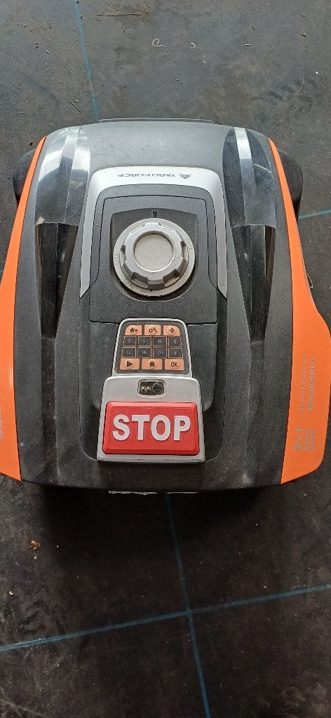 Robot maaier, Gebruikt, Minder dan 20 cm, Met regensensor, Ophalen