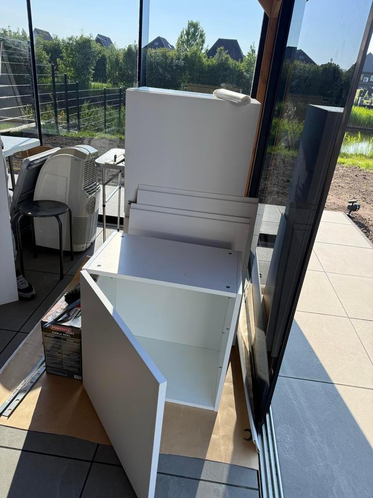 3 IKEA kasten met ophangrails en legplanken, vandaag ophalen, Huis en Inrichting, Kasten | Overige, Ophalen, Gebruikt