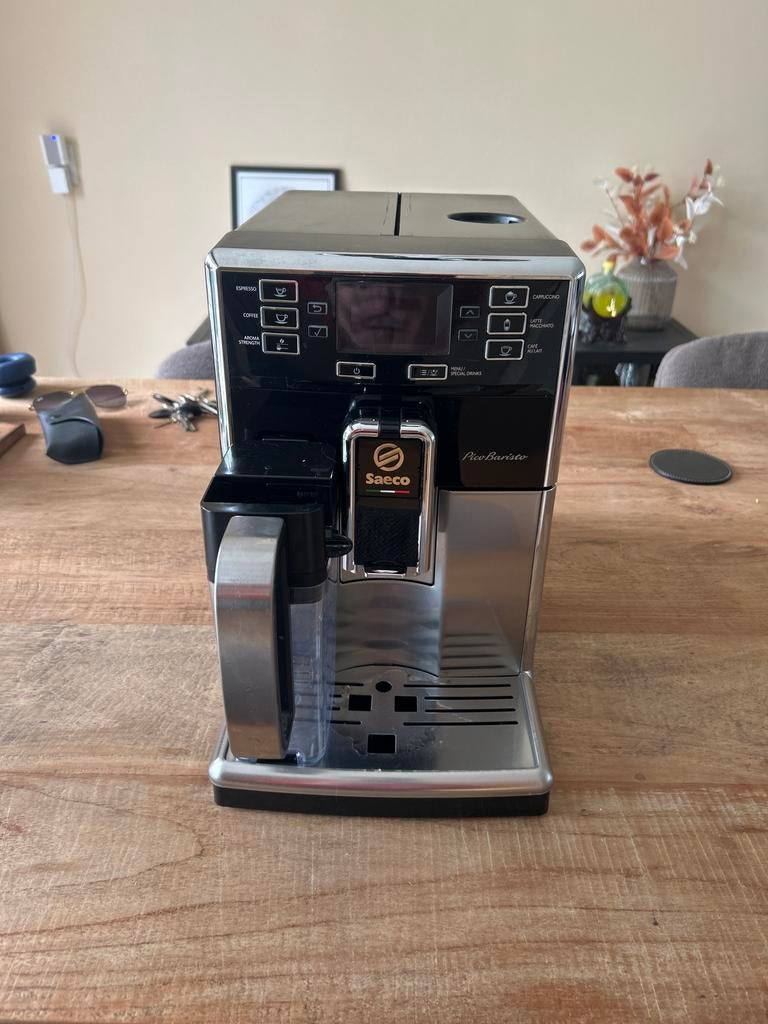 SAECO Pico Baristo - Goed onderhouden koffiemachine, Ophalen, Gebruikt, Koffiemachine, Koffiebonen