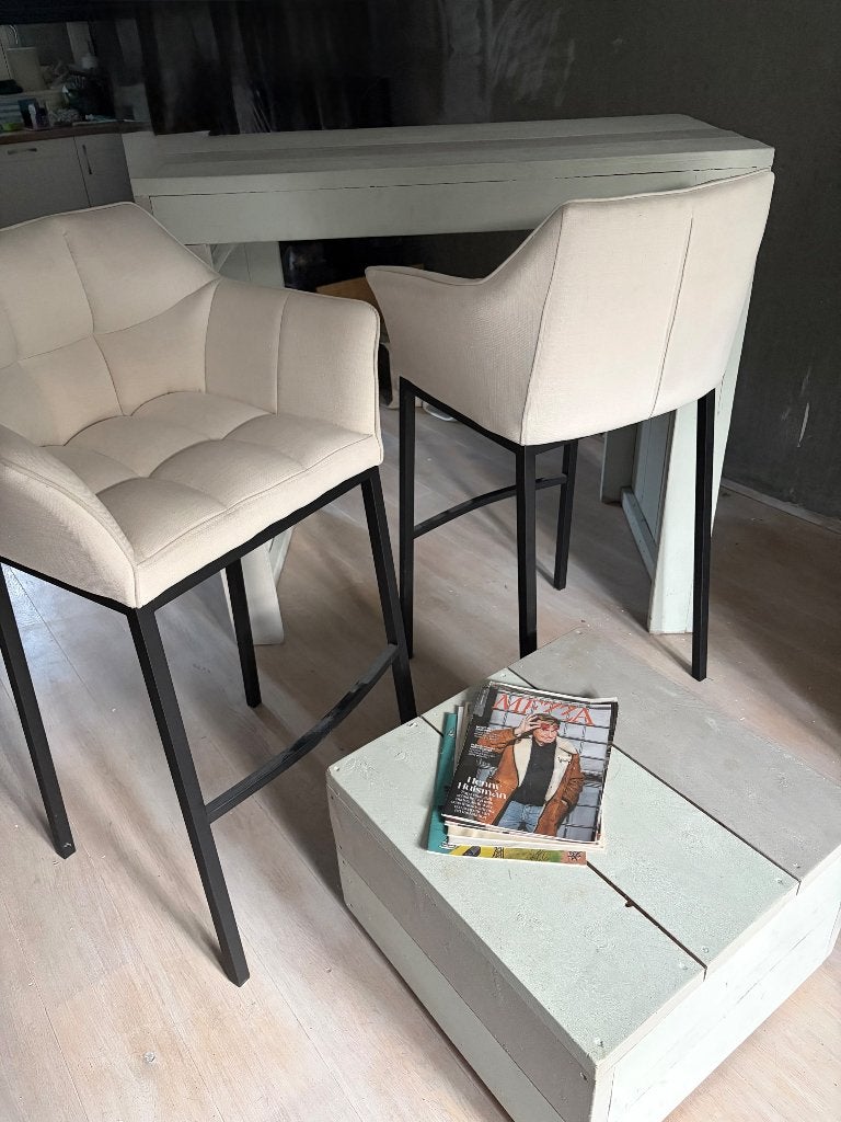 Set bartafel, stoelen en salontafel, Ophalen, Gebruikt