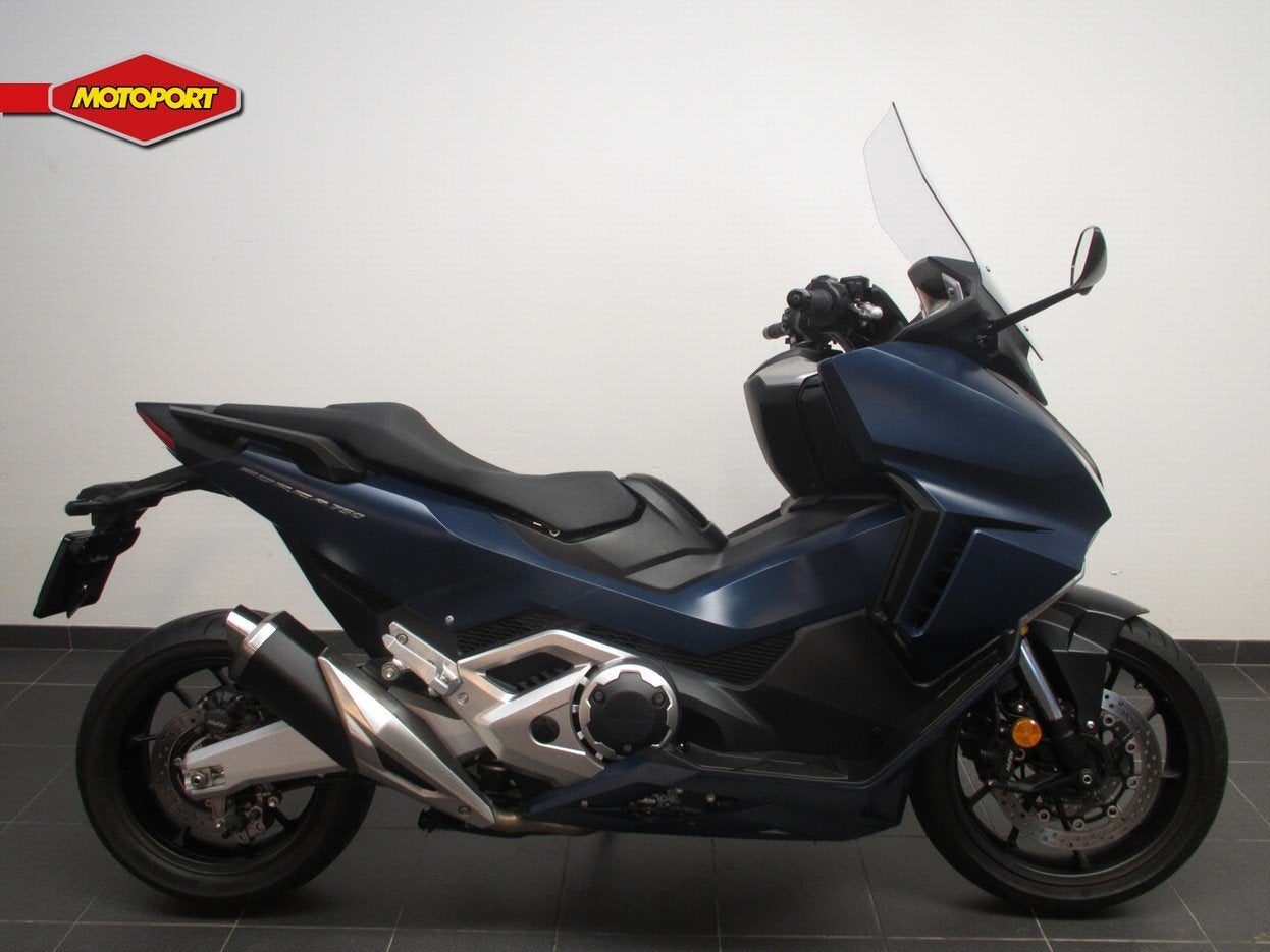 Honda FORZA 750 (bj 2021), Scooter, Doornveld 180-184
B-1731  ZELLIK, BE, Honda Motor Europe Ltd, Belgian Branche, Bedrijf