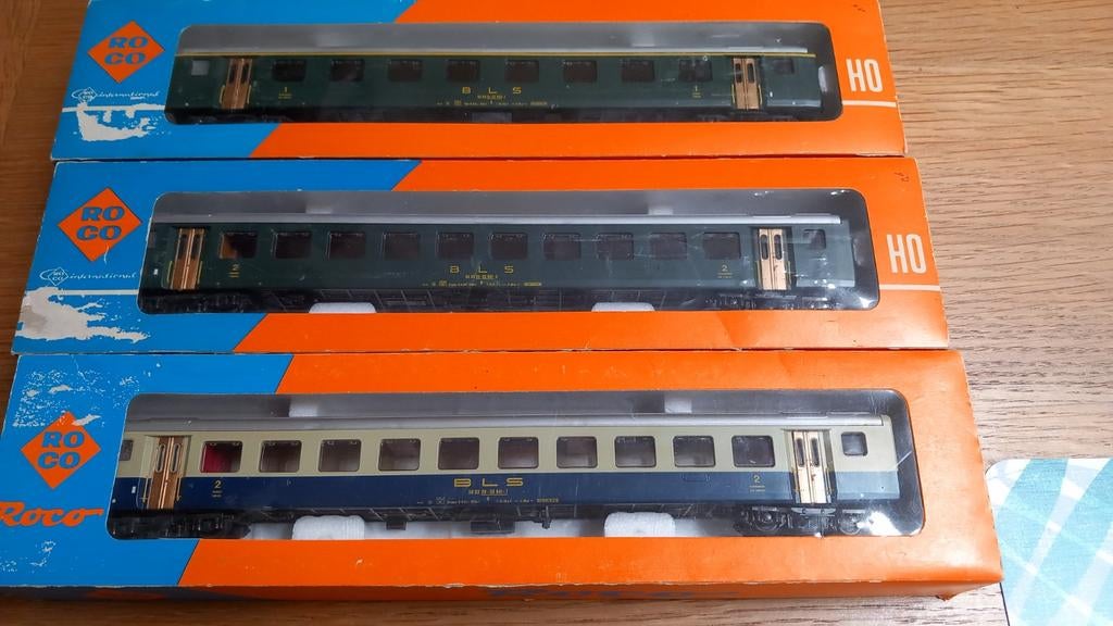 Roco personen wagons sbb-cff-bls, Hobby en Vrije tijd, Gelijkstroom, Wagon, Ophalen of Verzenden, Roco