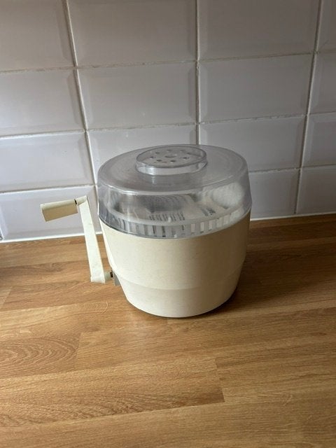 A8-aardappel / wortel schrapmachine, Ophalen of Verzenden, Gebruikt