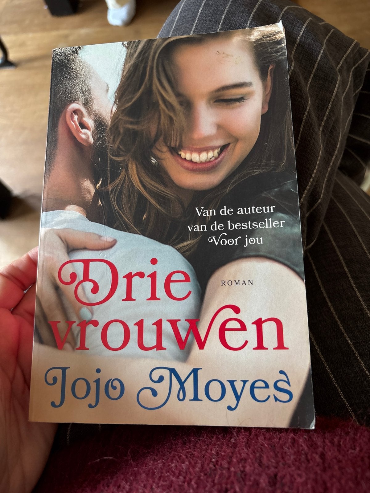 Drie Vrouwen - Jojo Moyes (Roman), Ophalen of Verzenden, Gelezen, Nederland