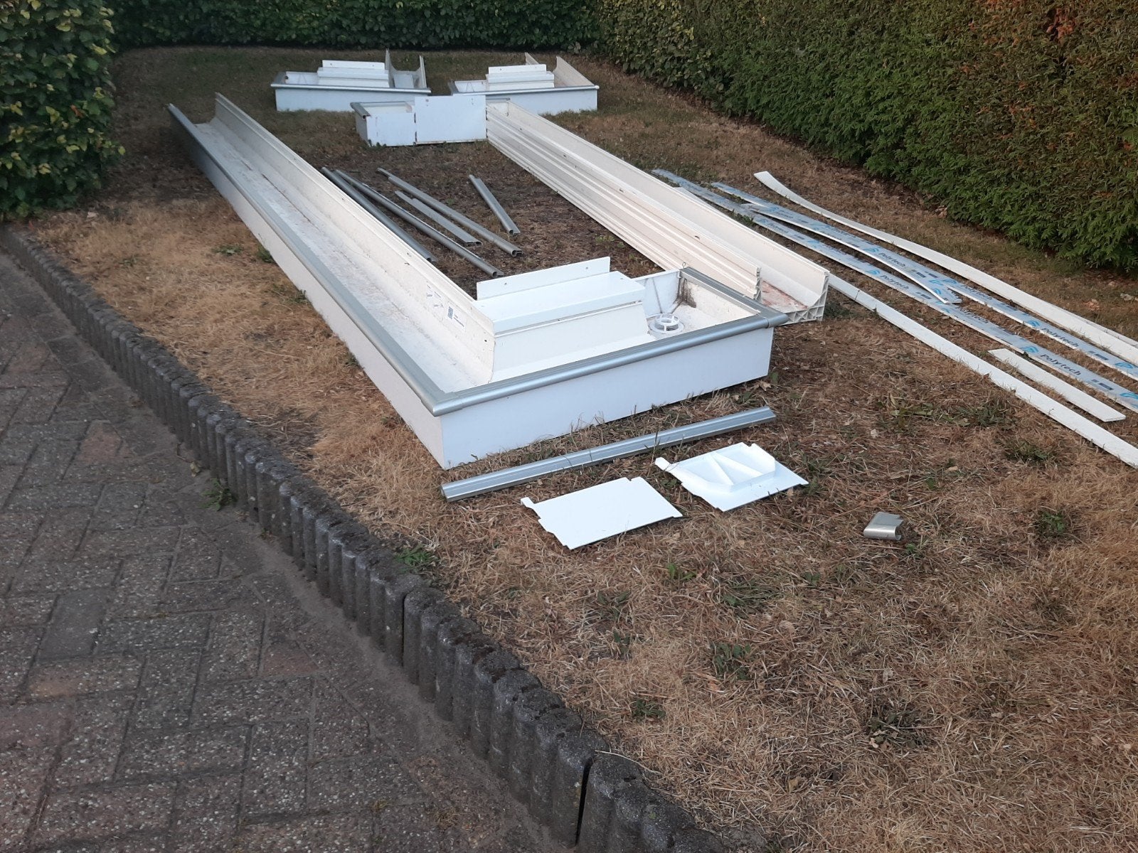 Polytech kunststof dakgoten met kraal proline, Doe-het-zelf en Verbouw, Dakpannen en Dakbedekking, Ophalen, Kunststof, Gebruikt