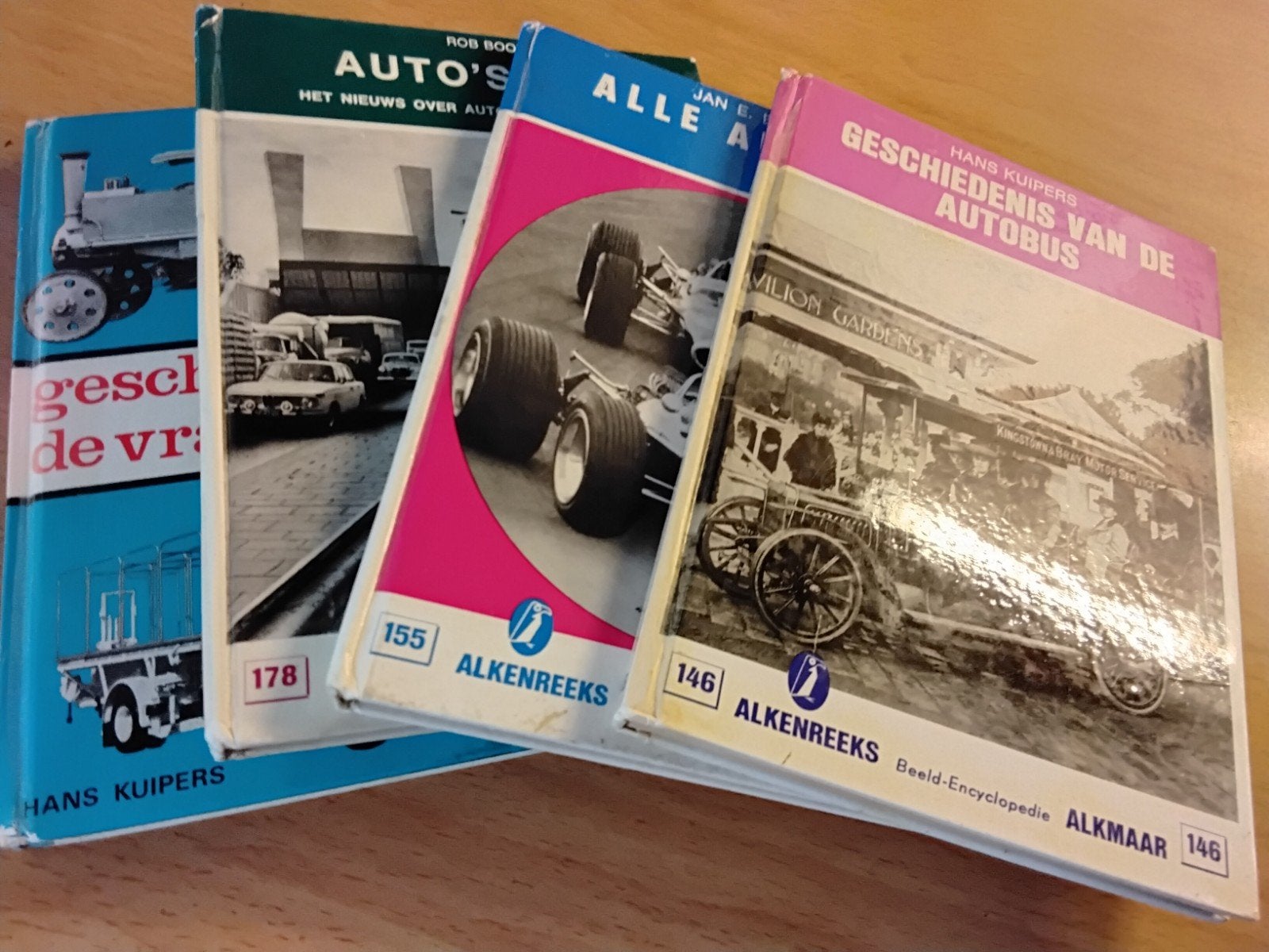 Alkenreeks Beeld-Encyclopedie - 4 boeken over voertuigen, Ophalen of Verzenden, Gelezen, Algemeen, Diverse auteurs (Hans Kuipers, Jan E. Beguin, Rob Boon)