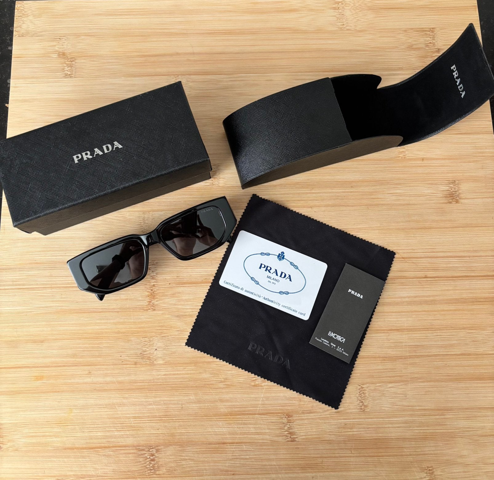 Prada zonnebril, Zonnebril, Prada, Verzenden, Zwart