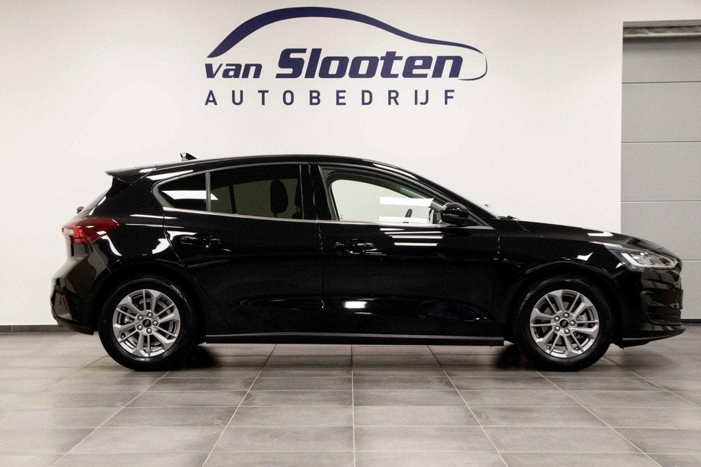 Ford FOCUS 1.0 EcoBoost Hybrid Titanium| Navi| Cruise| Leuke, Auto's, Ford, Gebruikt, Zwart, Origineel Nederlands, Bedrijf