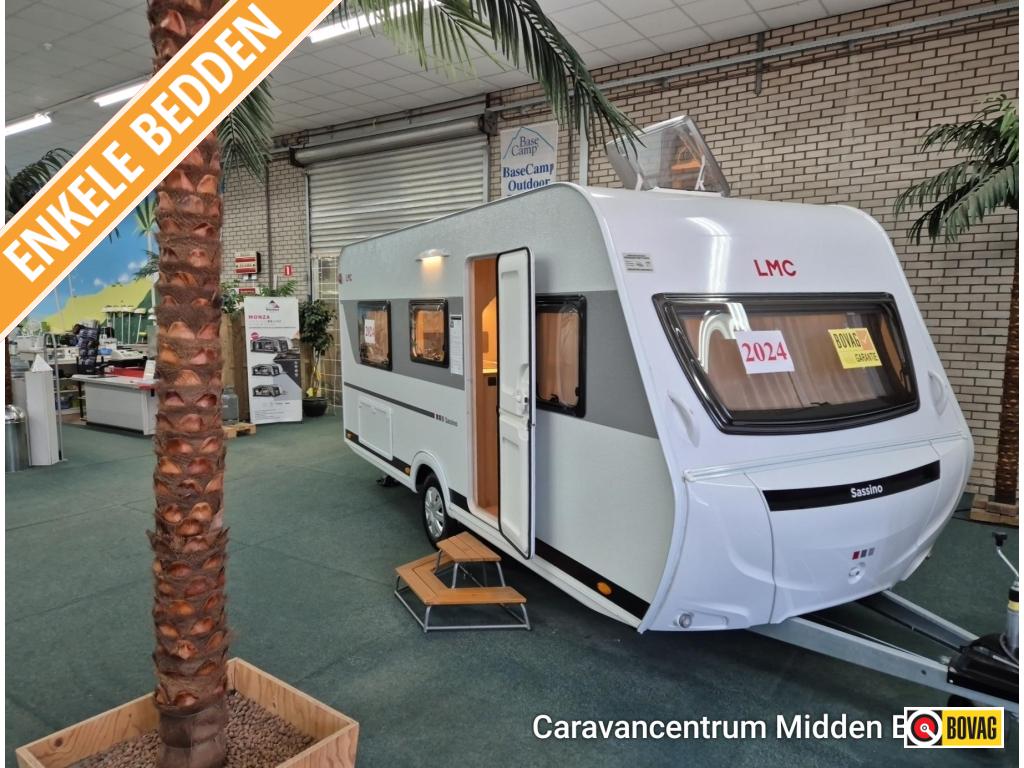 LMC Sassino 460 E 2024 Aparte bedden Mover, Caravans en Kamperen, Caravans, Overige typen, Standaardzit, Schokbreker, Bedrijf