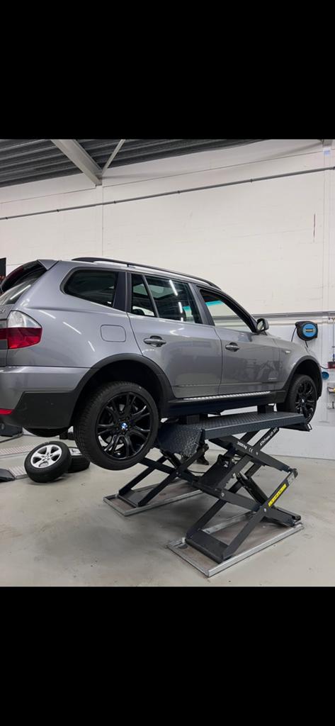 BMW X3 E83 5x120 zwarte velgen breedset 19 inch, Auto diversen, Auto-accessoires, Ophalen of Verzenden