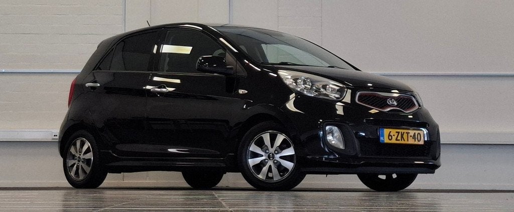 Kia Picanto 1.0i CVVT X-treme 1e Eigenaar Lerenbekleding Lm, Auto's, Voorwielaandrijving, Euro 5, Gebruikt, Zwart