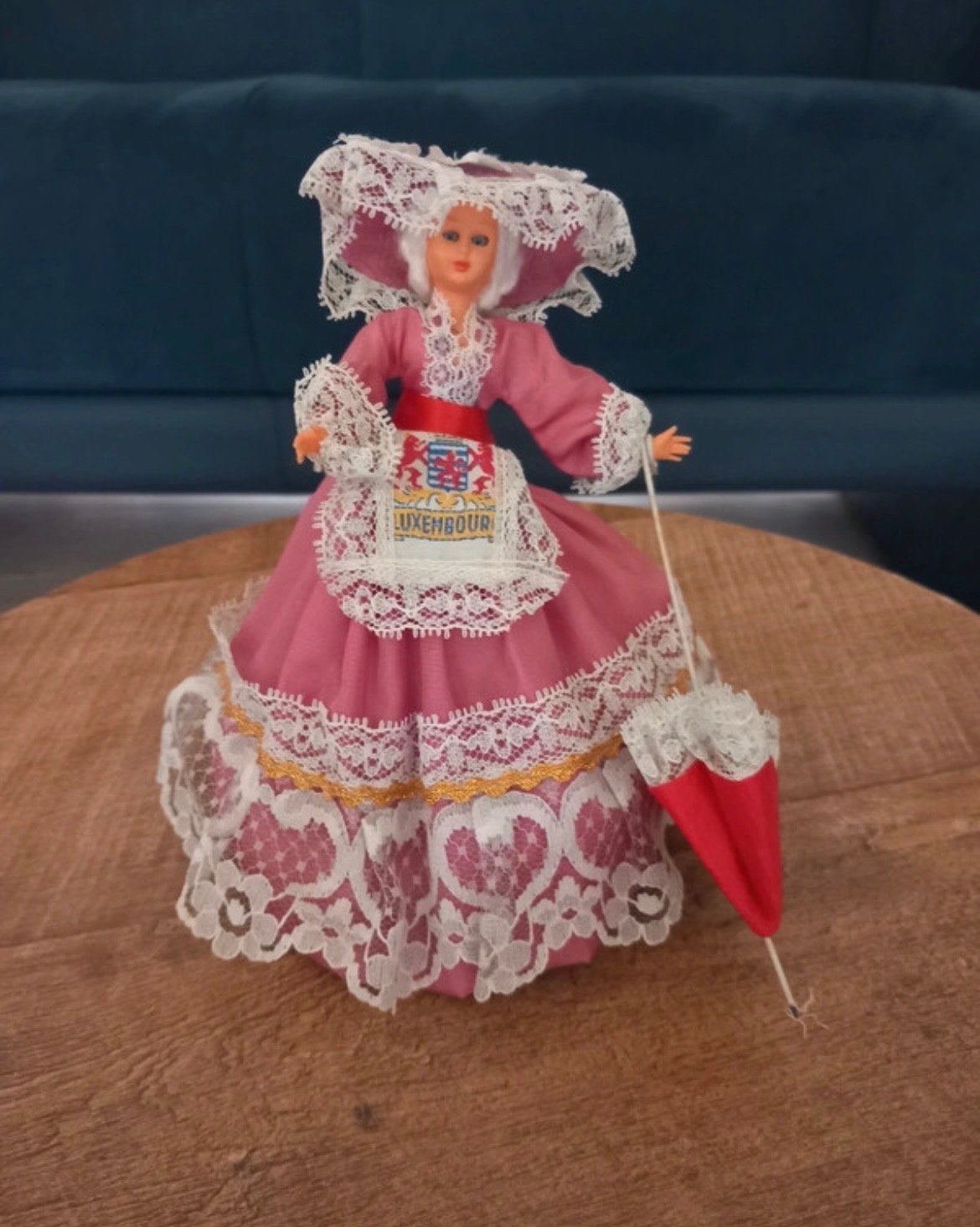 Pop in klederdracht, Verzamelen, Ophalen of Verzenden, Zo goed als nieuw, Pop