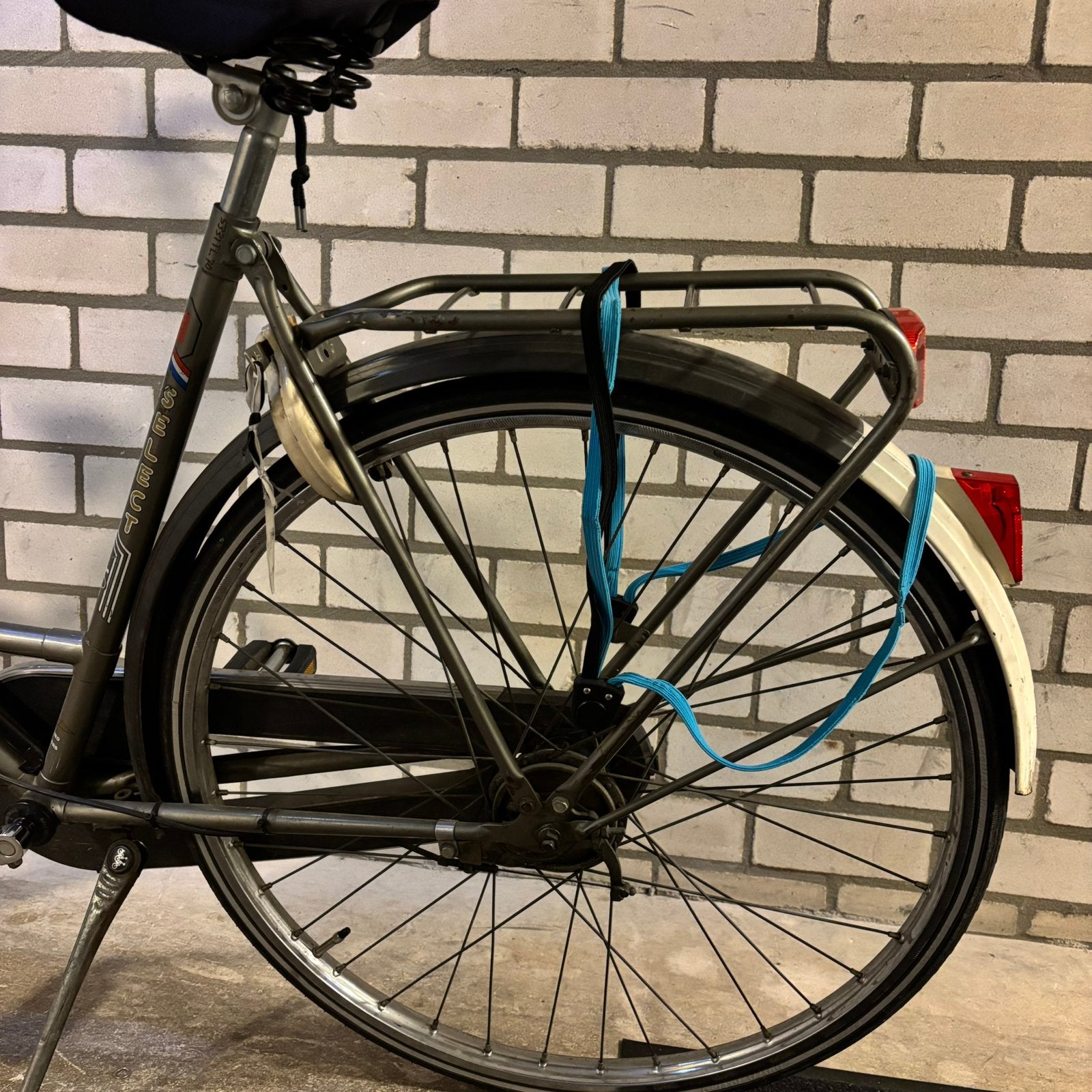 Foto 5 van Select dames stadsfiets grijs drie versnellingen rijklaar
