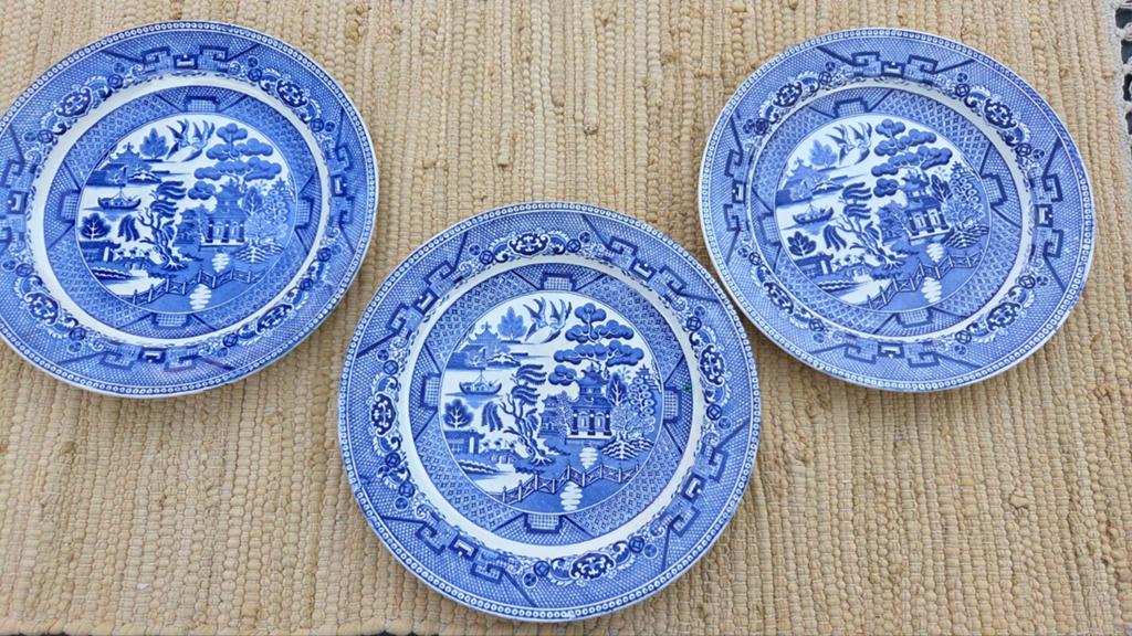 3 Vintage Willow Ironstone China Dinerborden, Antiek en Kunst, Ophalen of Verzenden
