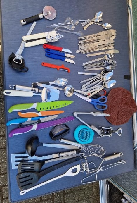 camping bestek / keukengerei, Ophalen