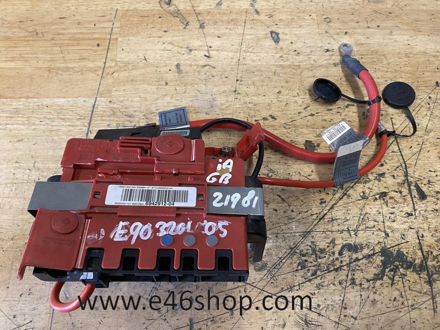 ACCU KLEM PLAAT MET ONGEVAL SENSOR BMW E90 320i, Auto-onderdelen, Accu's en Toebehoren, Gebruikt, -, -, Ophalen of Verzenden