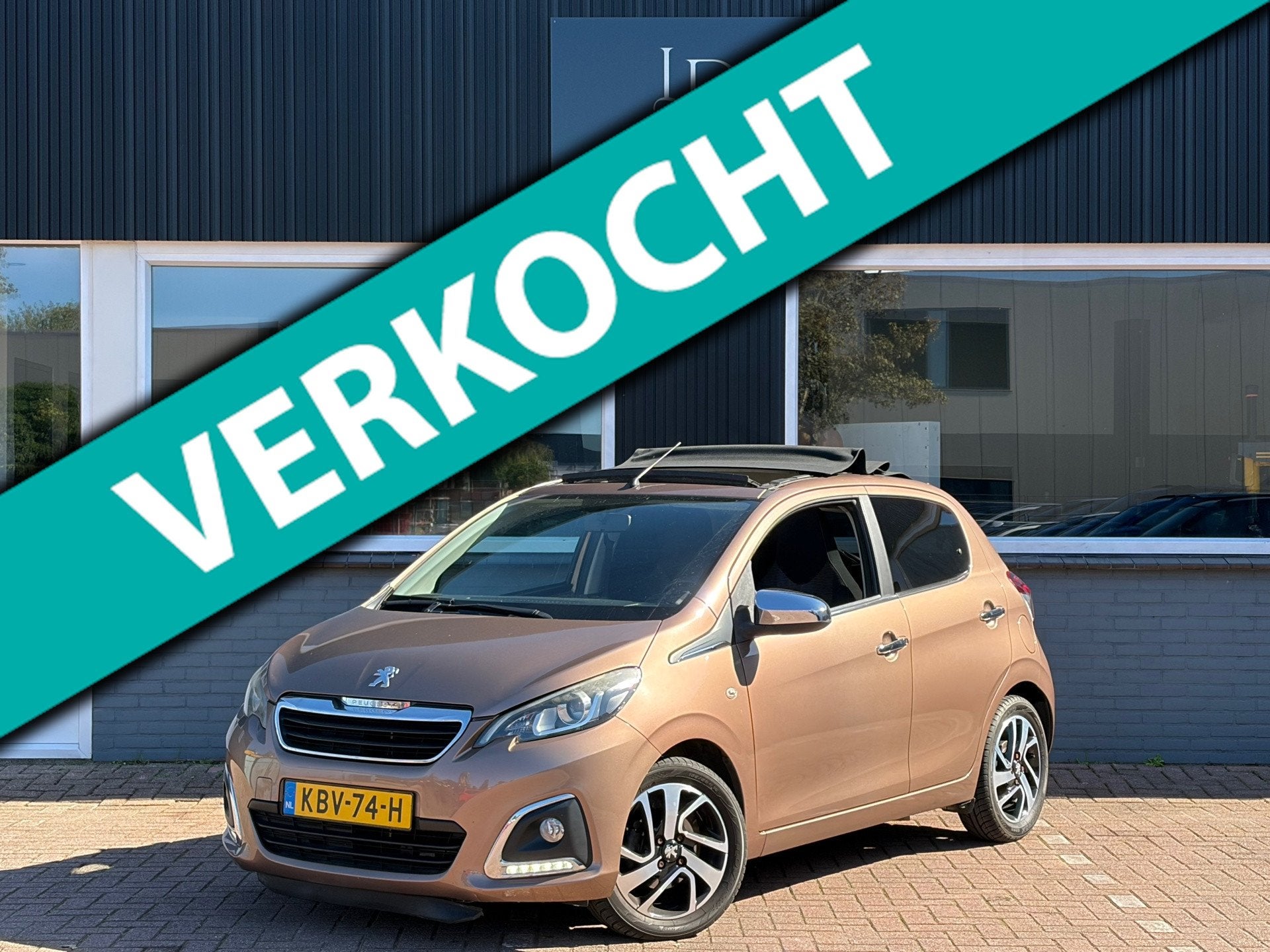Peugeot 108 1.2 Allure TOP Cabrio / Schuifdak / Airco / 5DRS, Voorwielaandrijving, Euro 5, Gebruikt, 1199 cc
