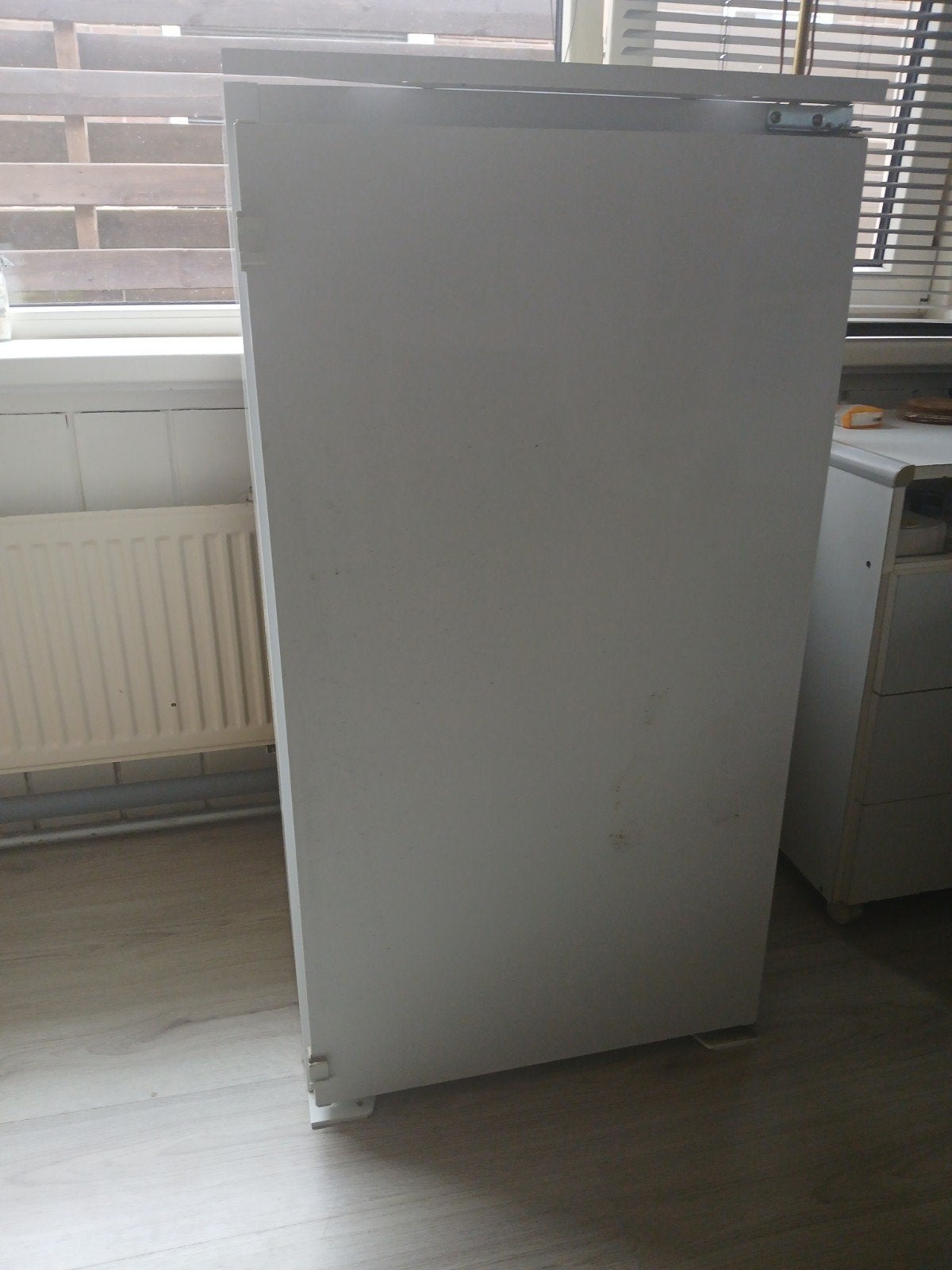 Compacte inbouwkoelkast- Energieklasse A, Ophalen, 120 tot 140 cm, 100 tot 150 liter, Energieklasse A of zuiniger
