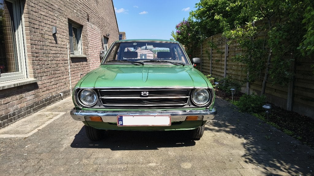 Toyota Corolla KE30 1977 oldtimer, Auto's, Oldtimers, Achterwielaandrijving, 54 pk, Beige, Handgeschakeld