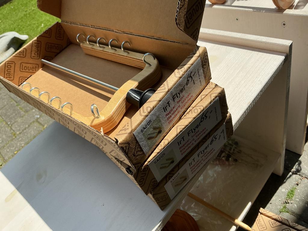 IrT vlucht met haakjes Louet S10/S17 nieuw, Hobby en Vrije tijd, Spinnewielen en Spinnen, Ophalen, Nieuw, Spinnewiel