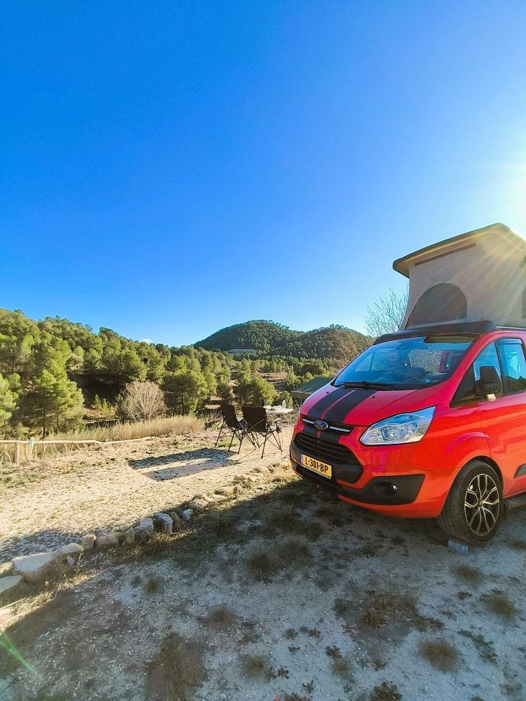 Ford Transit Custom Camper (155pk) | CustomCamp inbouw, Chemisch toilet, Buscamper of Camperbus, Luifel, Koelkast