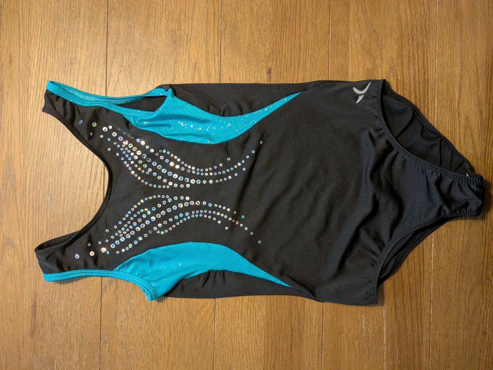 Turnpakje zwart met turquoise en glitters, maar 92/98, Overige typen, Zwart, Ophalen of Verzenden, Zo goed als nieuw