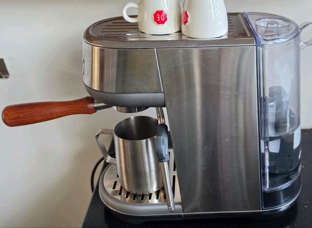 Sage Bambino + kwaliteits tamper en portafilter, Espresso apparaat, Gemalen koffie, Ophalen of Verzenden, Zo goed als nieuw