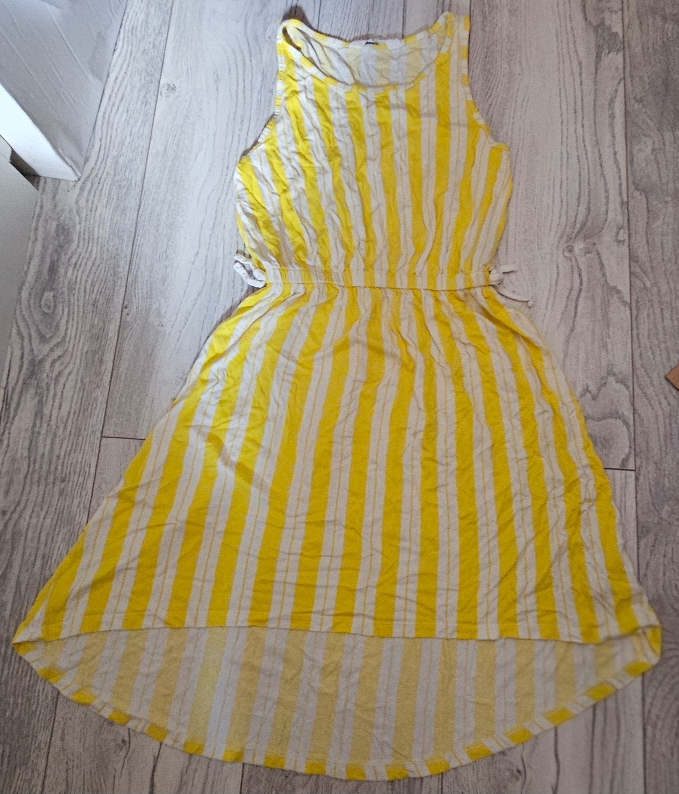 Geel witte gestreepte jurk H&M maat 158 zo goed als nieuw, Kinderen en Baby's, Kinderkleding | Maat 158, Meisje, H&M, Ophalen of Verzenden