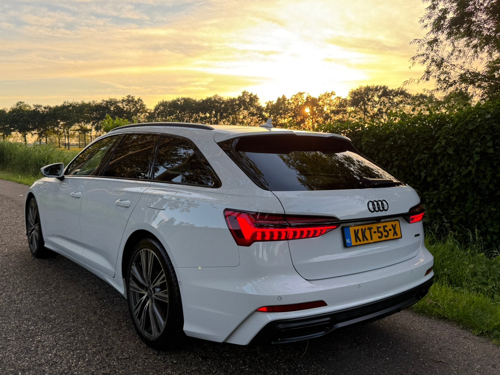 Audi A6 Tfsi e Quattro hybride S Tronic 2022 Wit metallic, Automaat, Wit, Plug-in hybride, Stationwagon