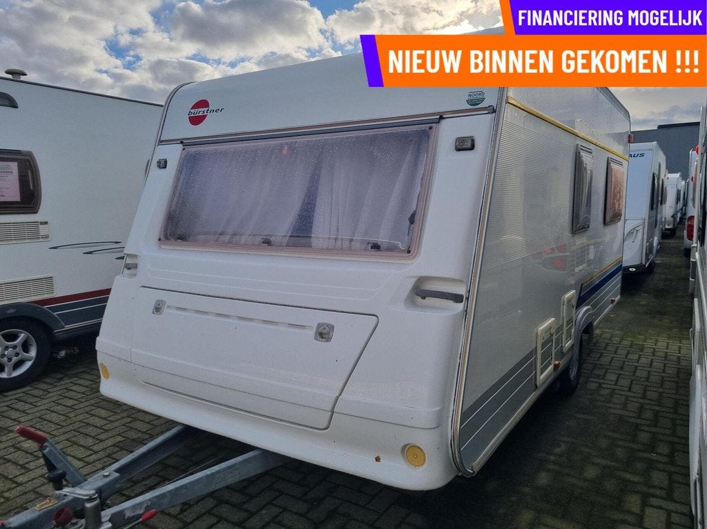 Buerstner VENTANA AVANT 425 TS MOVER + VOORTENT + ZAKLUIFEL, Caravans en Kamperen, Caravans, Mover, Bedrijf, 750 - 1000 kg, Bürstner