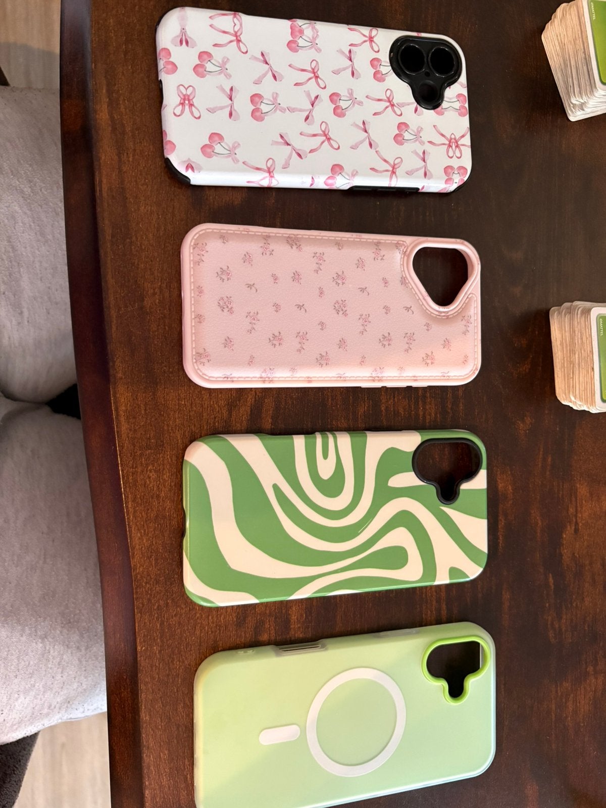 Iphone 16 plus hoesjes, Ophalen of Verzenden, Zo goed als nieuw, IPhone 16 Plus, Frontje of Cover
