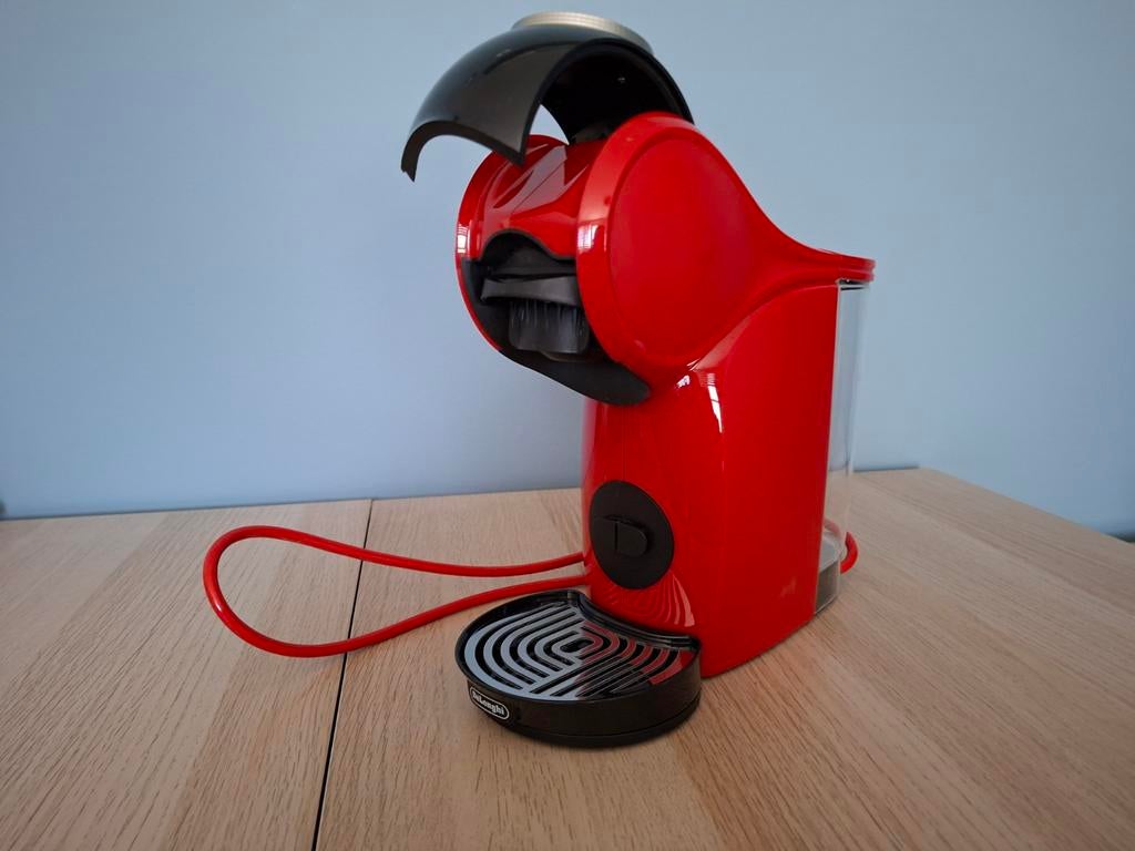 Dolce Gusto Genio S plus, Witgoed en Apparatuur, Koffiezetapparaten, Ophalen, Koffiemachine, Zo goed als nieuw, 1 kopje