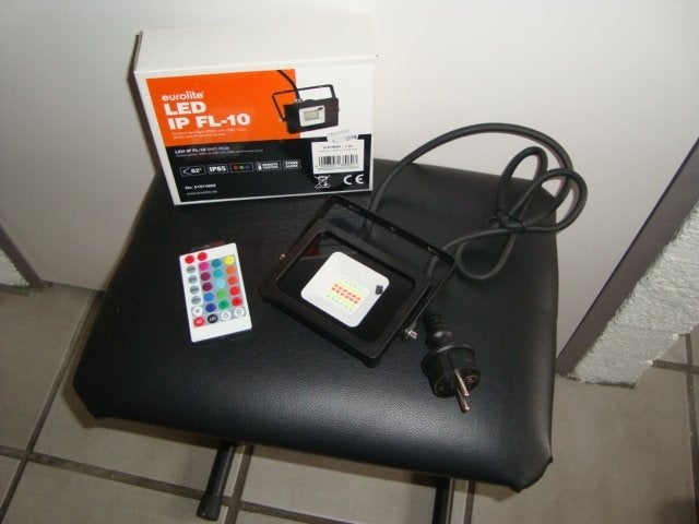 Nieuw: Eurolite LED IP FL10 SMD RGB met remote 20241022, MTE, Nieuw, Ophalen of Verzenden, Mteurope@outlook.com