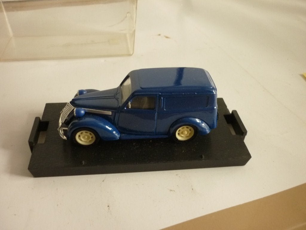 Brumm 1:43 Fiat 1100 E Furgone 1949/53 nieuw in box, Ophalen of Verzenden, Nieuw, Auto, Overige merken